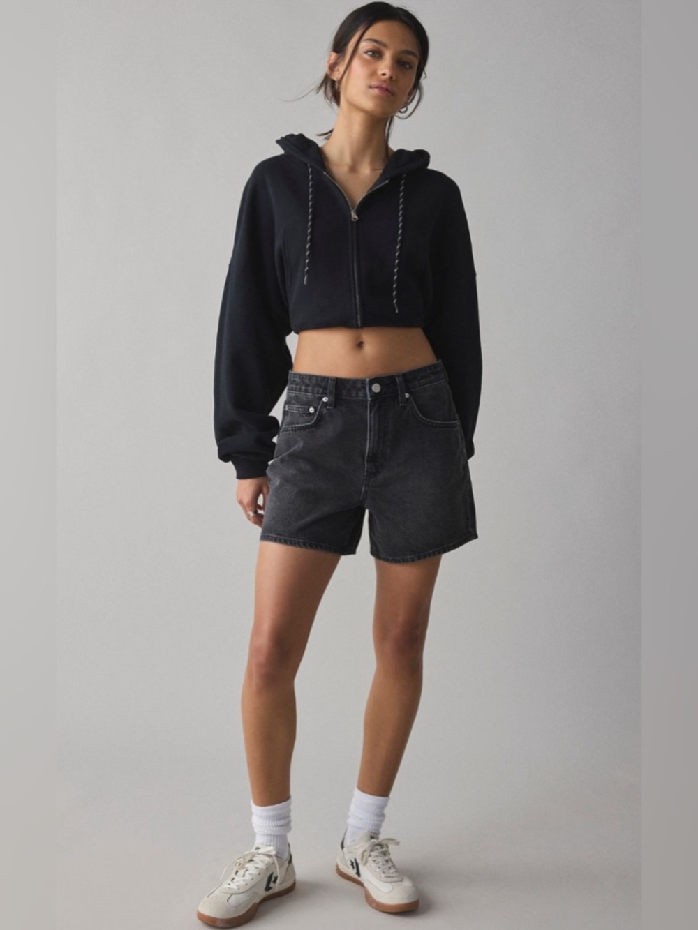 BDG Indie mid-rise denim shorts - Picture 4 of 6